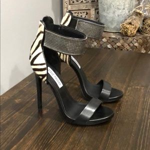 Steven madden heels, never worn!